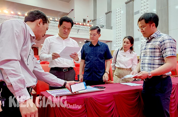 >Tạo dấu ấn tốt đẹp tại hội nghị công bố quy hoạch tỉnh Kiên Giang